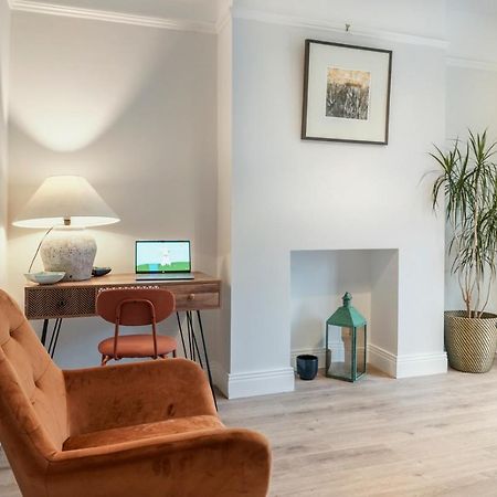 Close To City Centre Stylish 3 Bedroom House 벨파스트 외부 사진