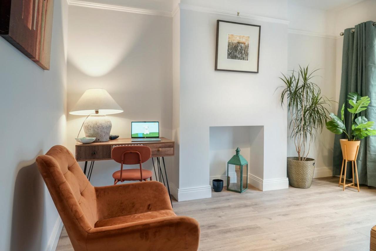 Close To City Centre Stylish 3 Bedroom House 벨파스트 외부 사진